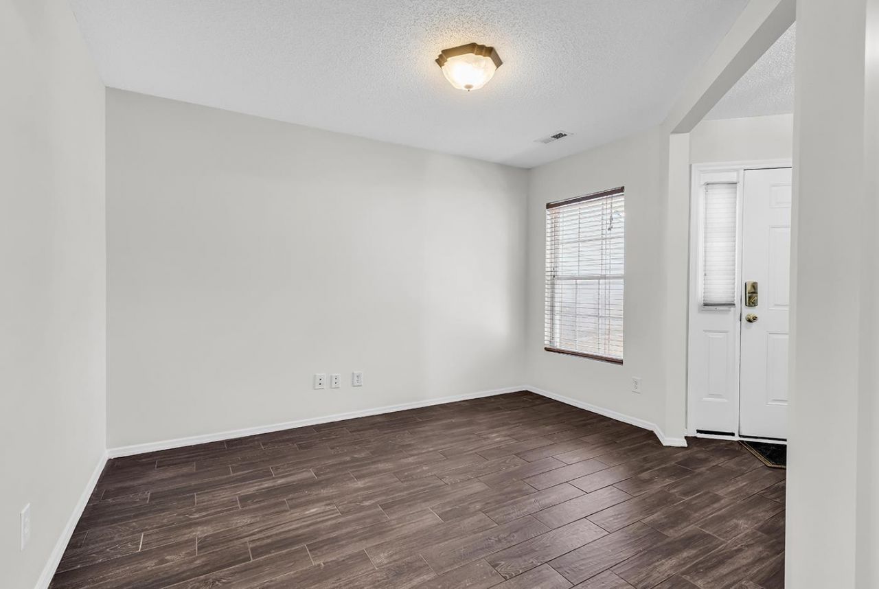 334 Bellegrove Dr. Photo 4