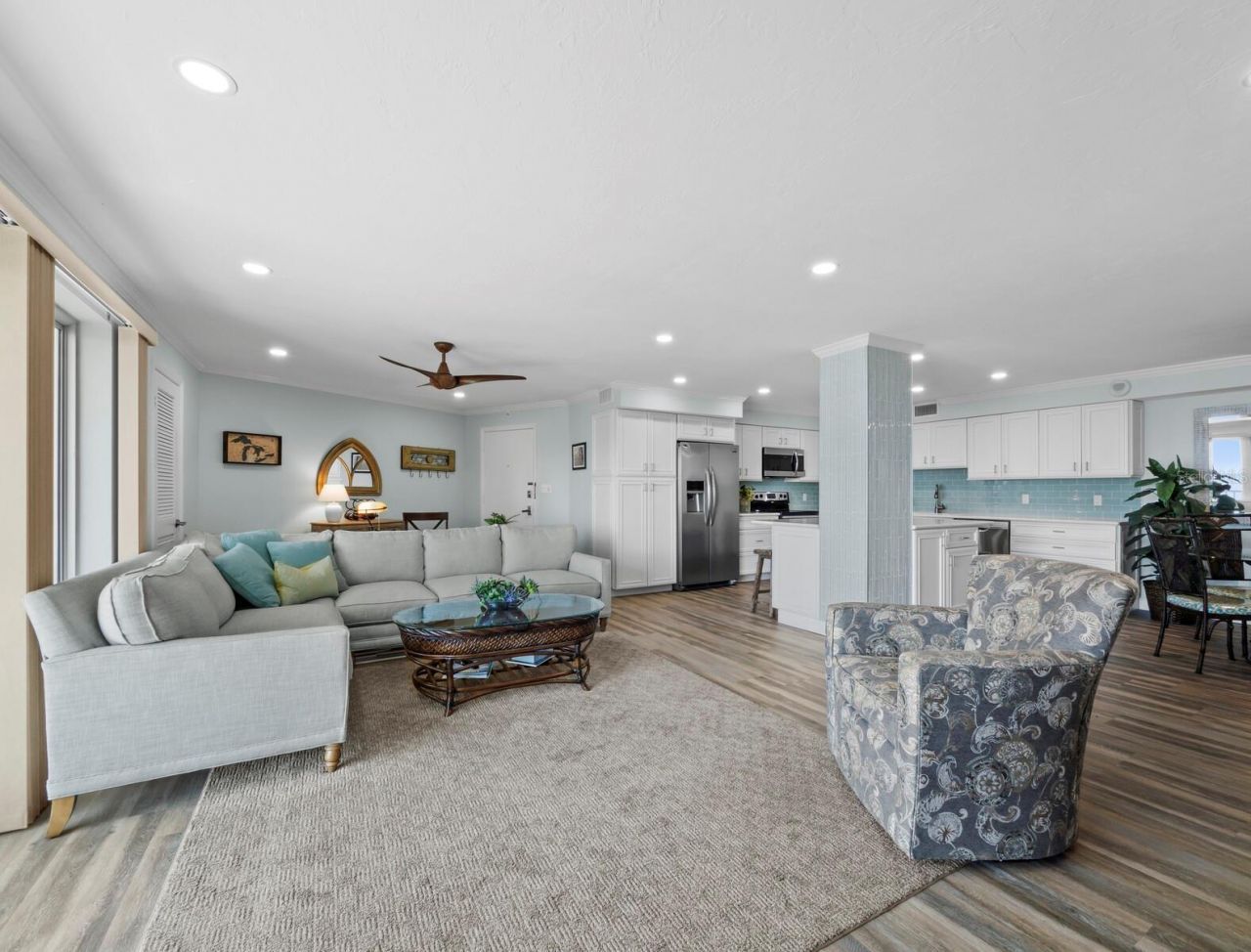 2295 Gulf Of Mexico Drive, Unit 23S, Longboat Key, FL 34228 Photo