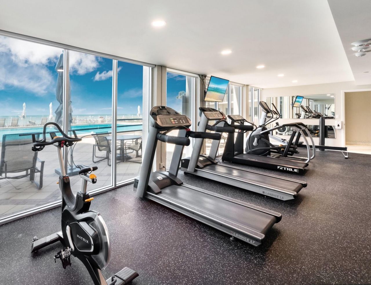 2295 Gulf Of Mexico Drive, Unit 23S, Longboat Key, FL 34228 Photo