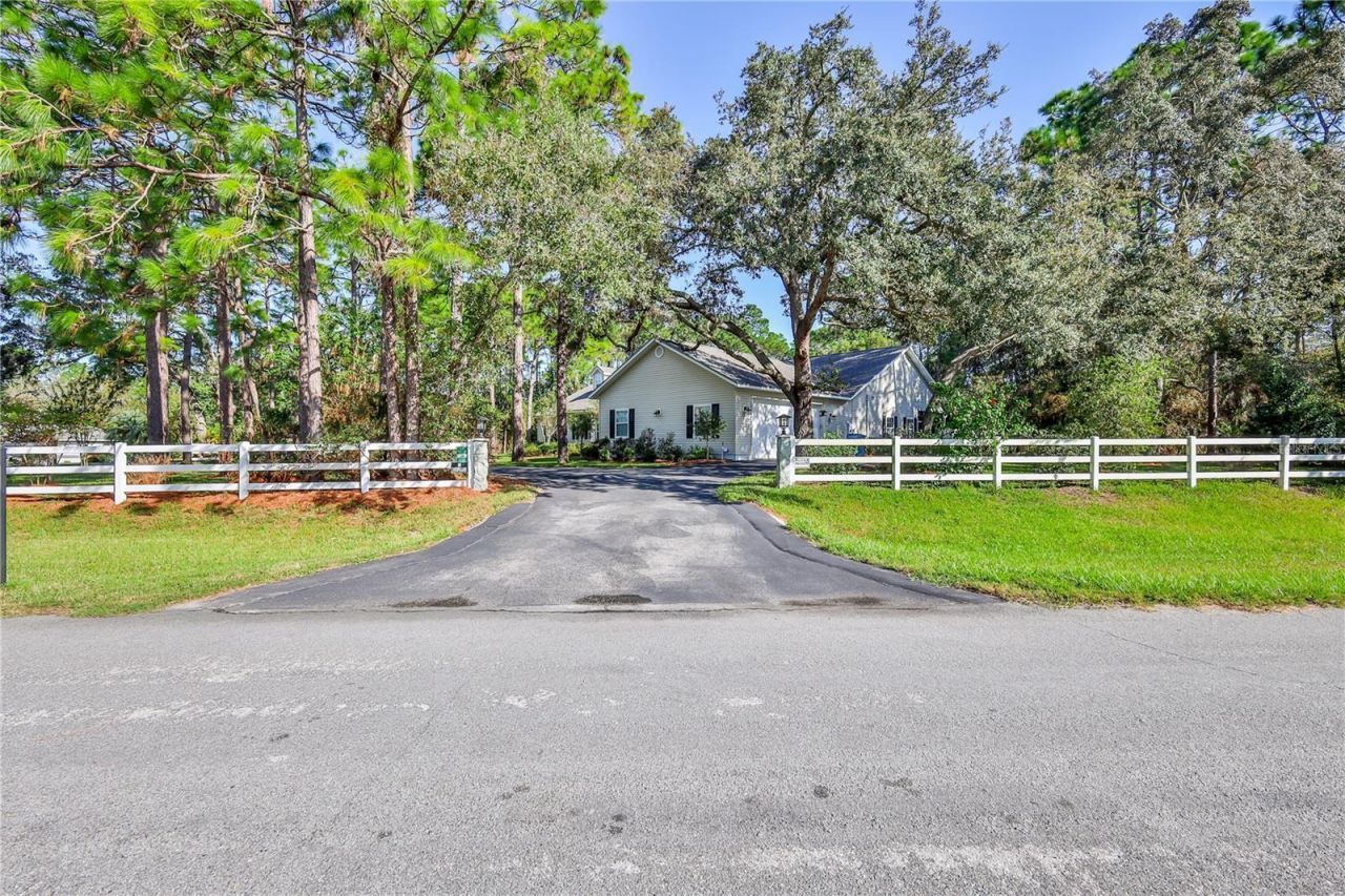 15405 Vanessa Lane, Brooksville, FL 34604 Photo