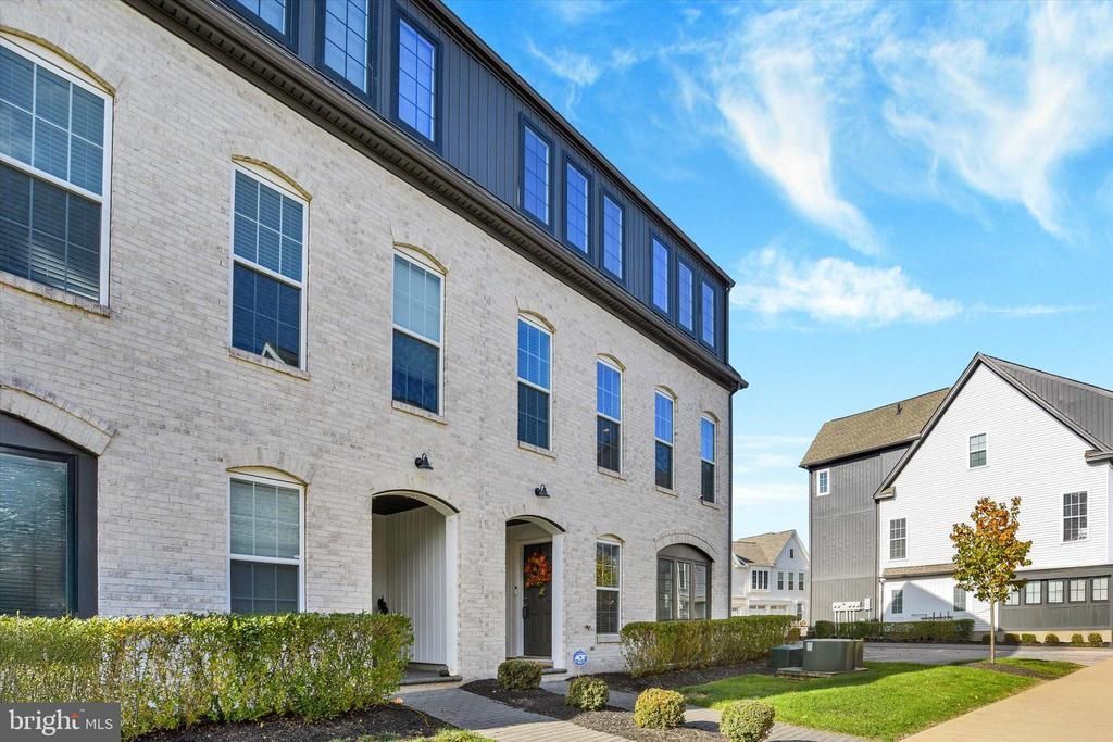 3143 Grove Court, Mechanicsburg, PA 17055 Main Photo