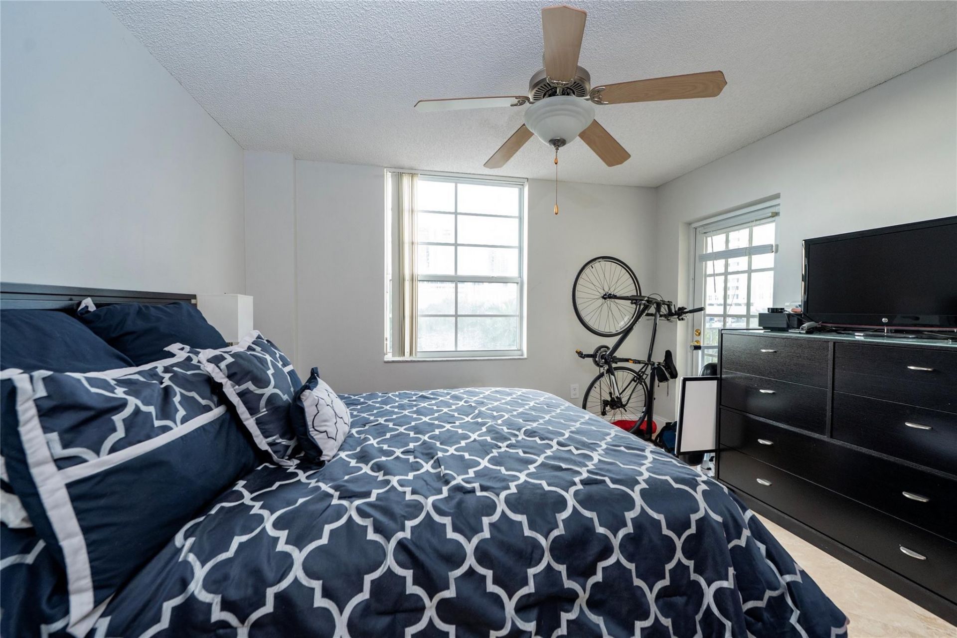 520 SE 5th Avenue, Unit 1410, Fort Lauderdale, FL 33301 Photo