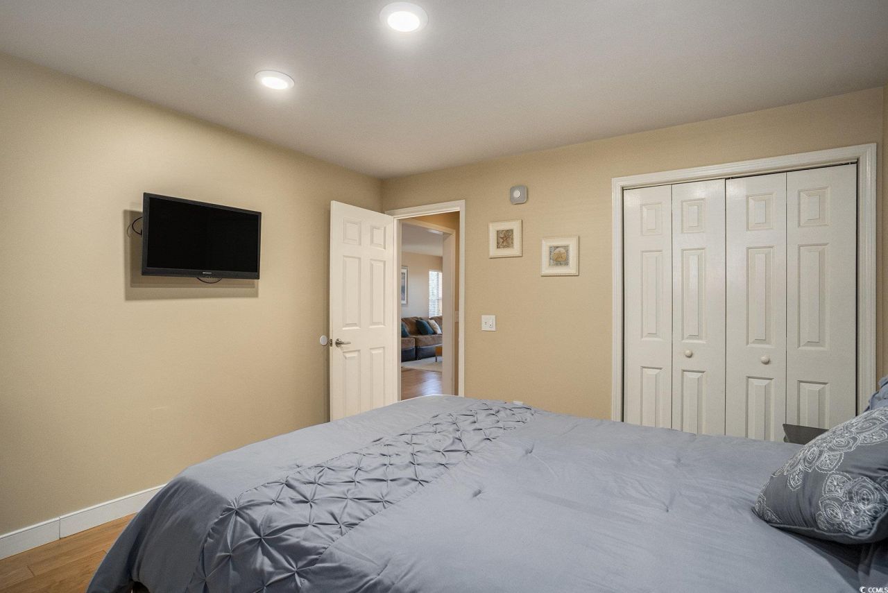 616 Waterway Village Blvd. Photo 15