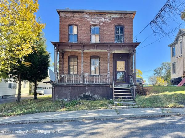 8 Howell Street, Catskill, NY 12414