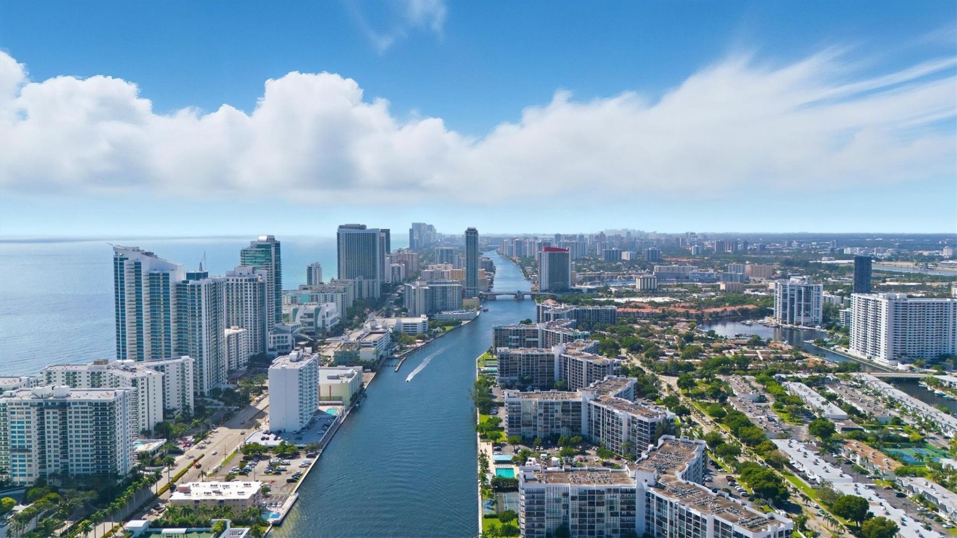 1000 Parkview Drive, Unit 1030, Hallandale Beach, FL 33009 Photo