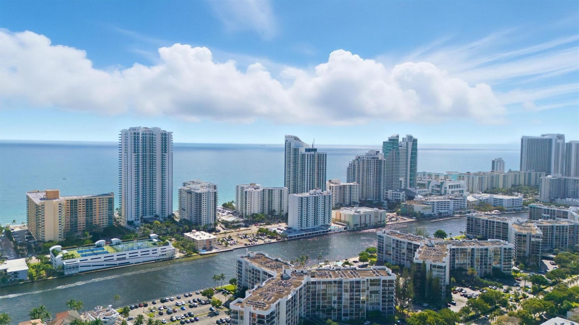 1000 Parkview Drive, Unit 1030, Hallandale Beach, FL 33009 Photo