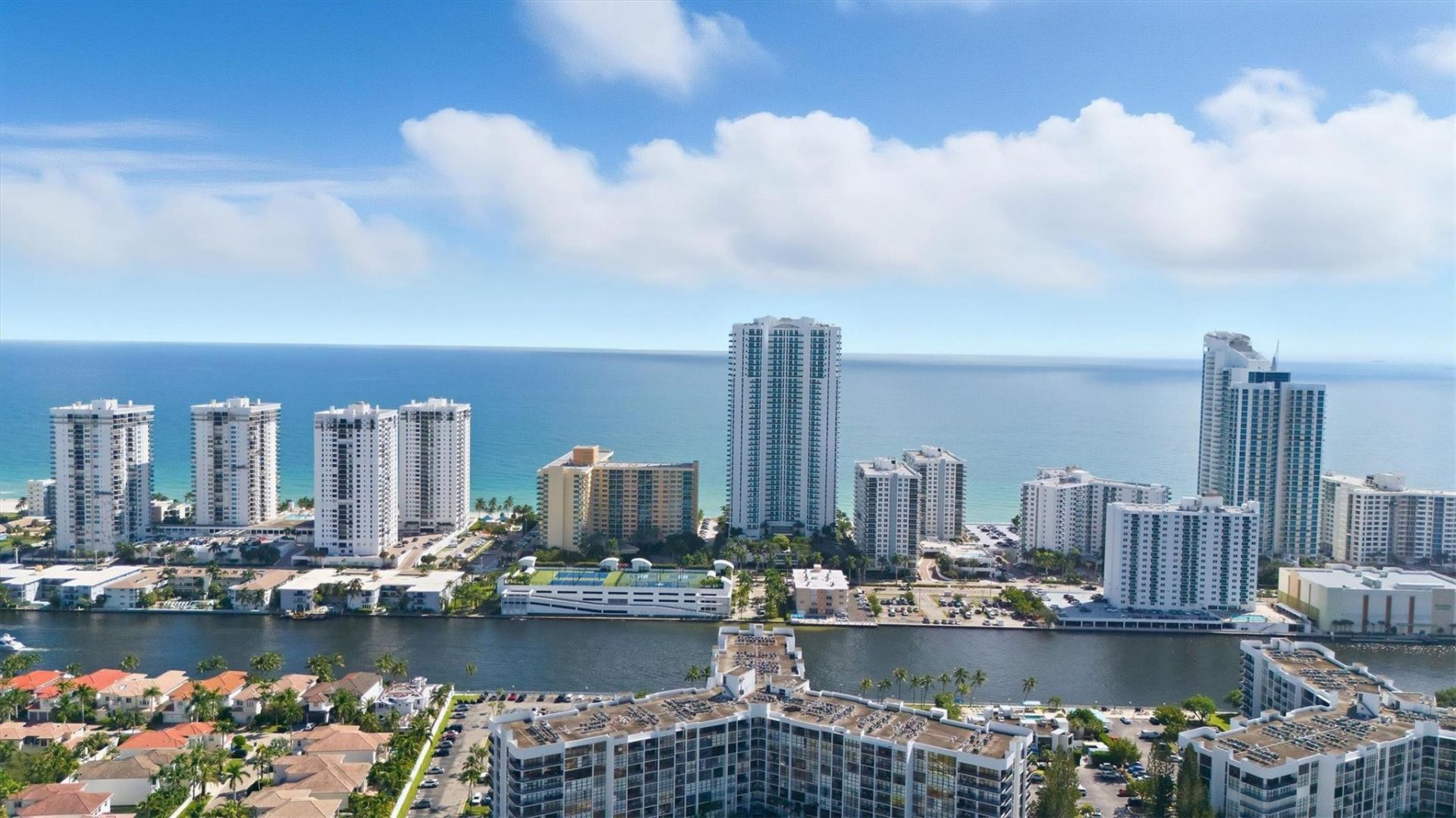 1000 Parkview Drive, Unit 1030, Hallandale Beach, FL 33009 Photo