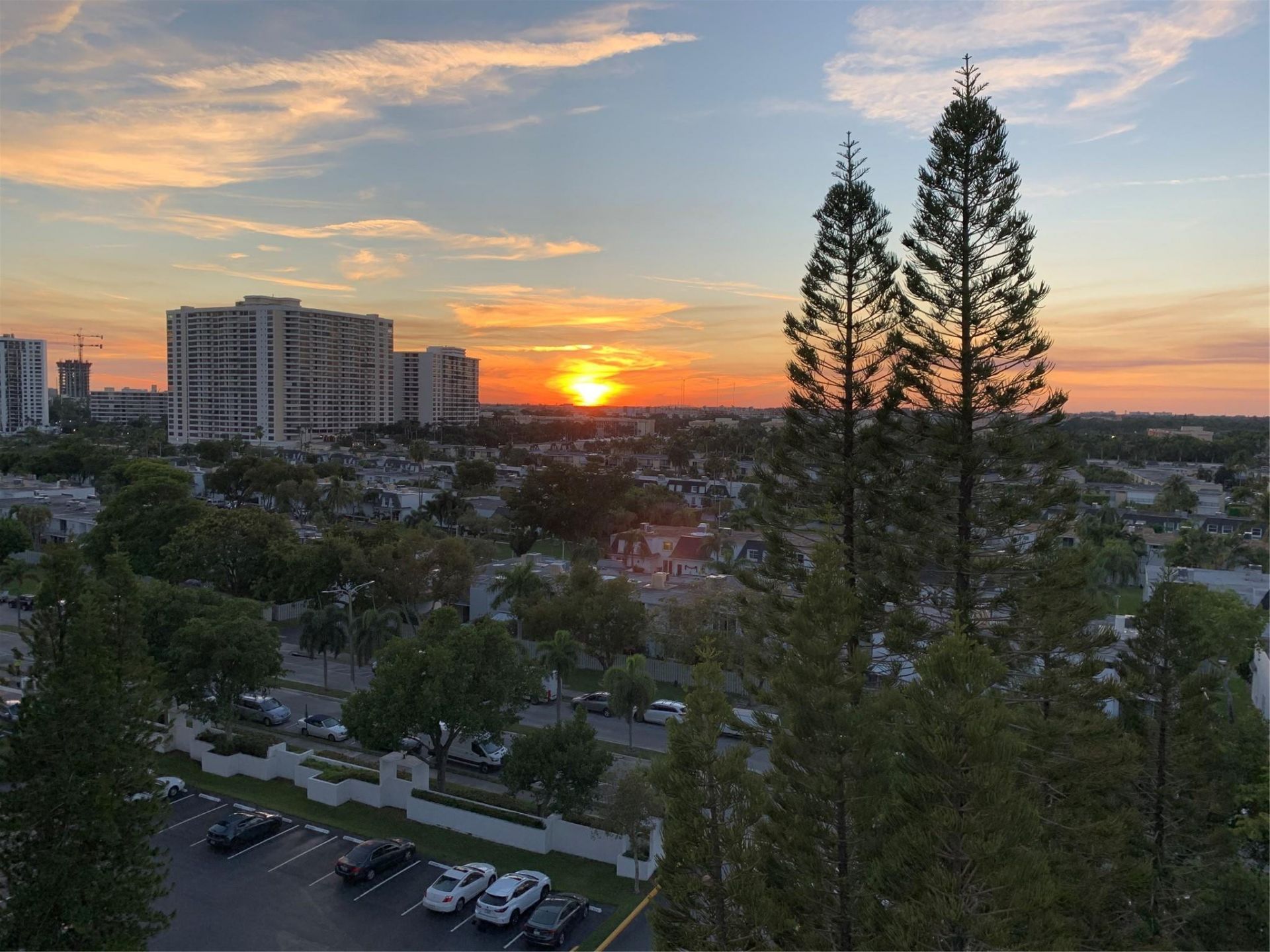 1000 Parkview Drive, Unit 1030, Hallandale Beach, FL 33009 Photo