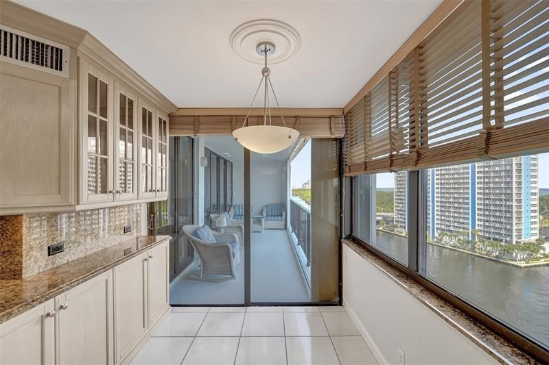 936 Intracoastal Drive, Unit 12C, Fort Lauderdale, FL 33304 Photo