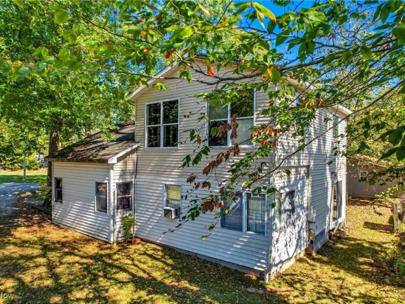 26223 Wildwood Drive, Beloit, OH 44609 Photo 5