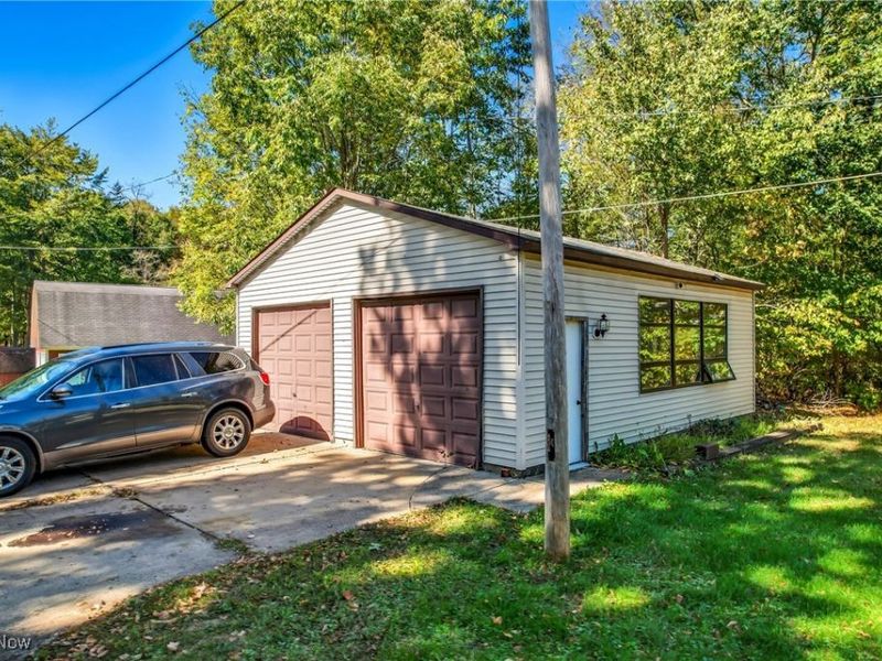 26223 Wildwood Drive, Beloit, OH 44609 Photo 9