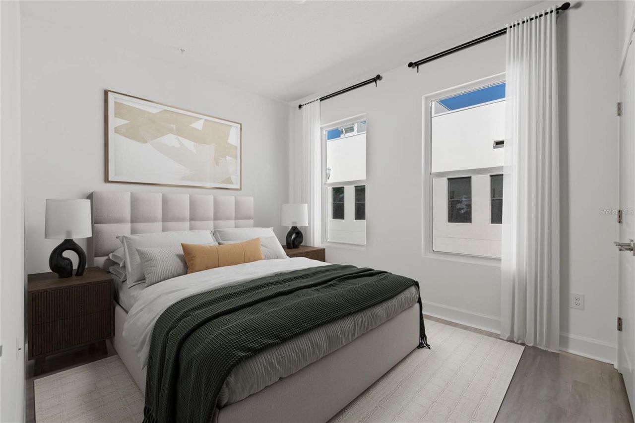 305 15th Street N, Saint Petersburg, FL 33705 Photo