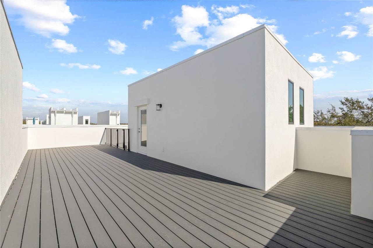 305 15th Street N, Saint Petersburg, FL 33705 Photo