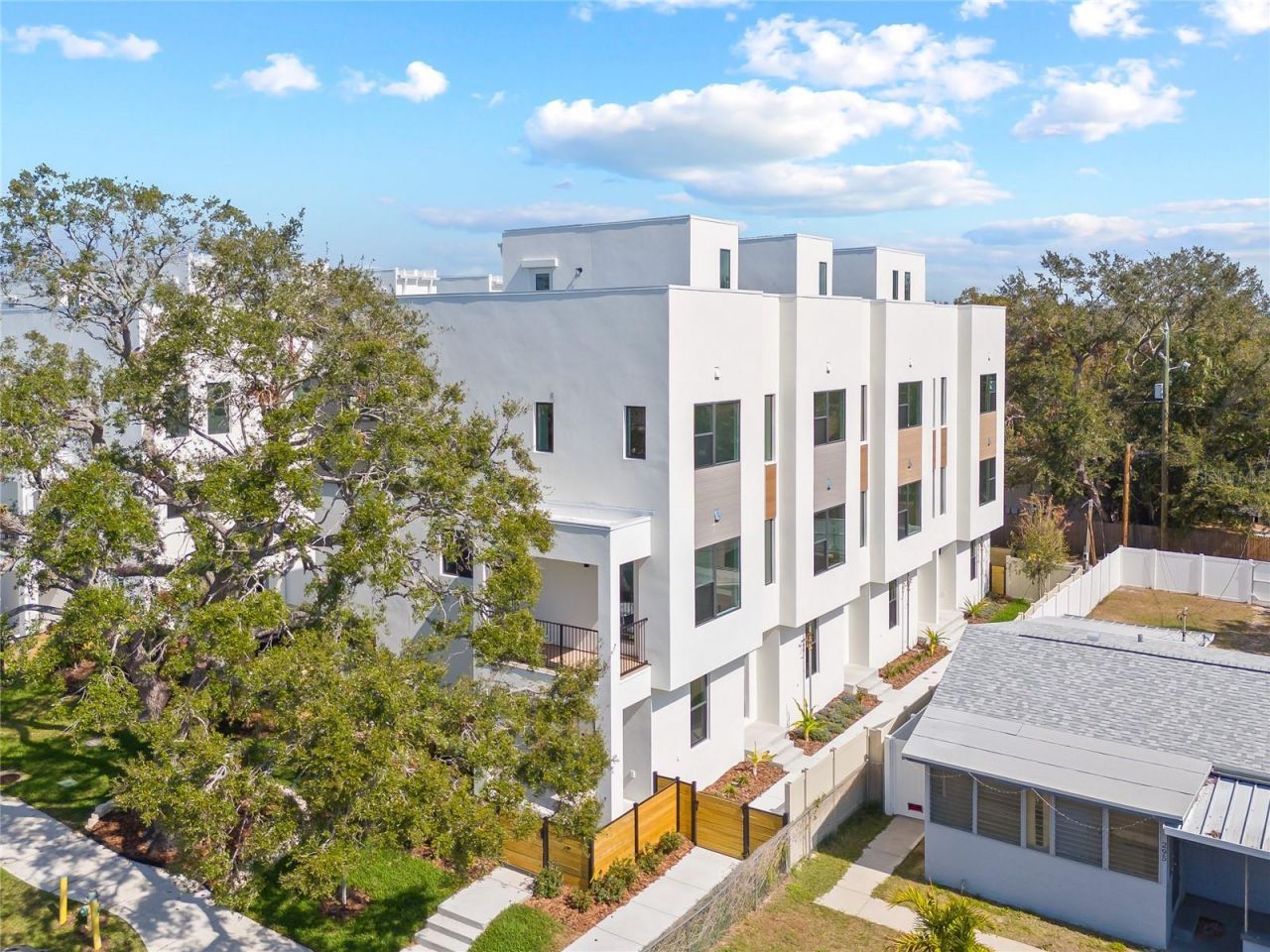 305 15th Street N, Saint Petersburg, FL 33705 Photo