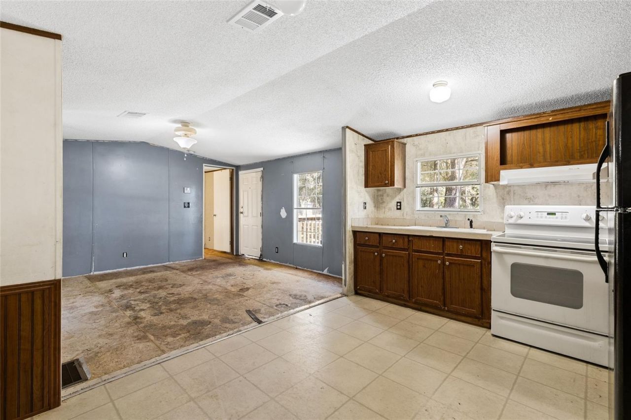 5970 SW 103rd Court, Cedar Key, FL 32625 Photo