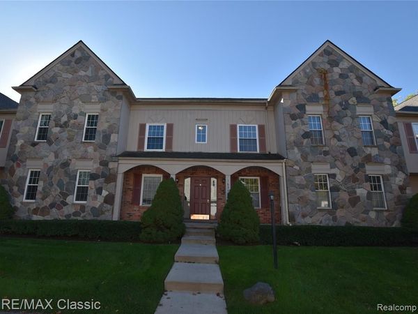 1635 Huntington Park, Rochester Hills, MI 48309