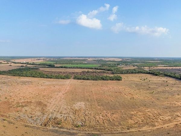 6870 County Road 329 (TRACT 1-5), Jourdanton, TX 78026