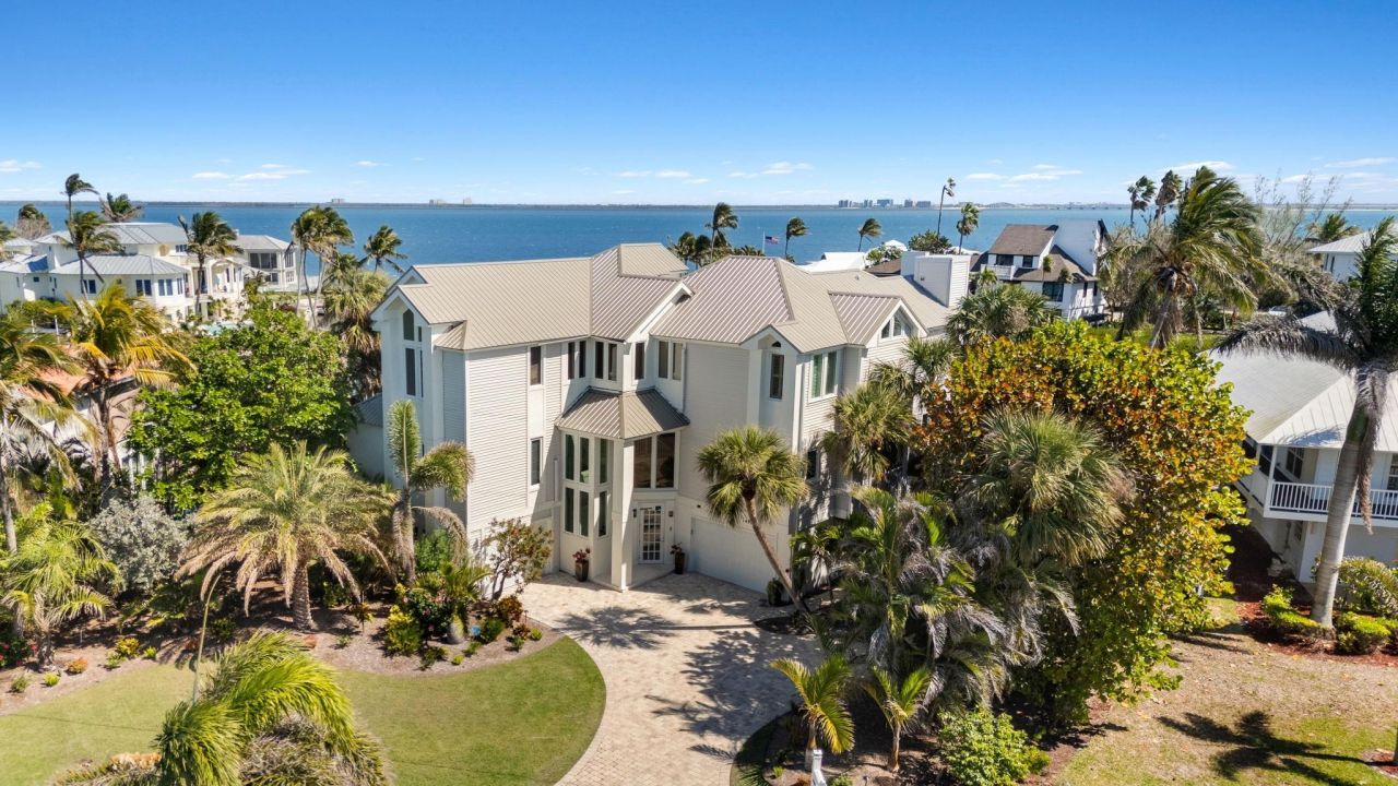 1490 Angel Dr, Sanibel, FL 33957 Photo