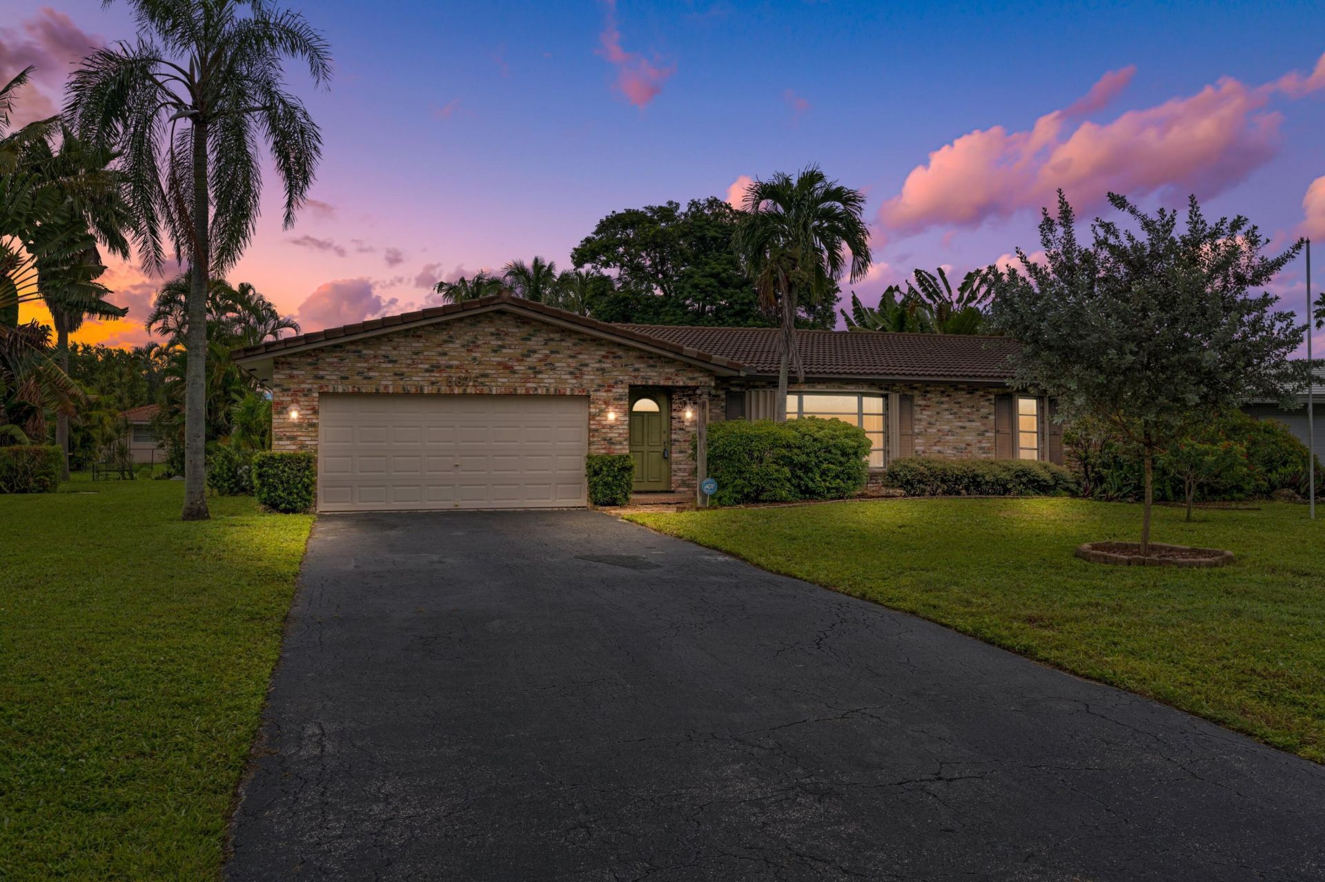 8675 NW 28th Drive, Coral Springs, FL 33065 Photo