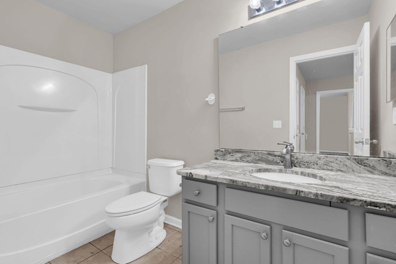 201 Darcy Avenue Photo 13