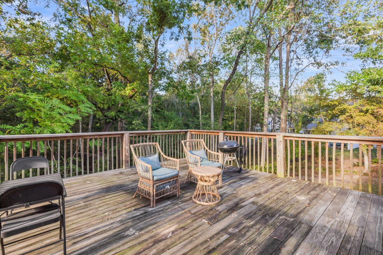 201 Darcy Avenue Photo 27