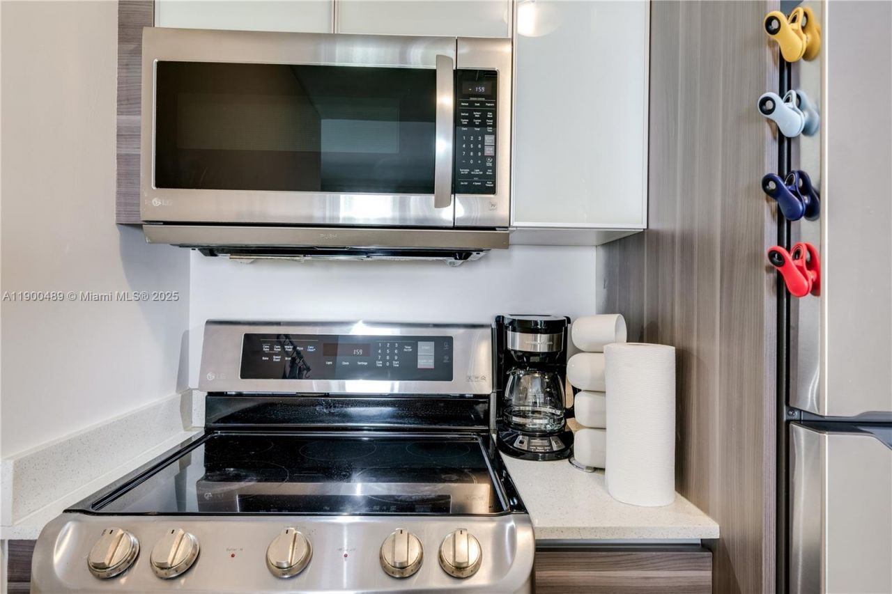 481 NE 29th St, Unit 601, Miami, FL 33137 Photo