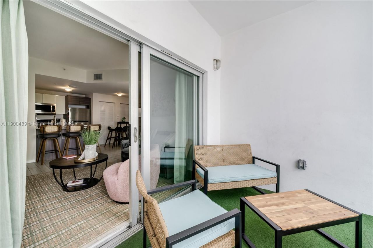 481 NE 29th St, Unit 601, Miami, FL 33137 Photo