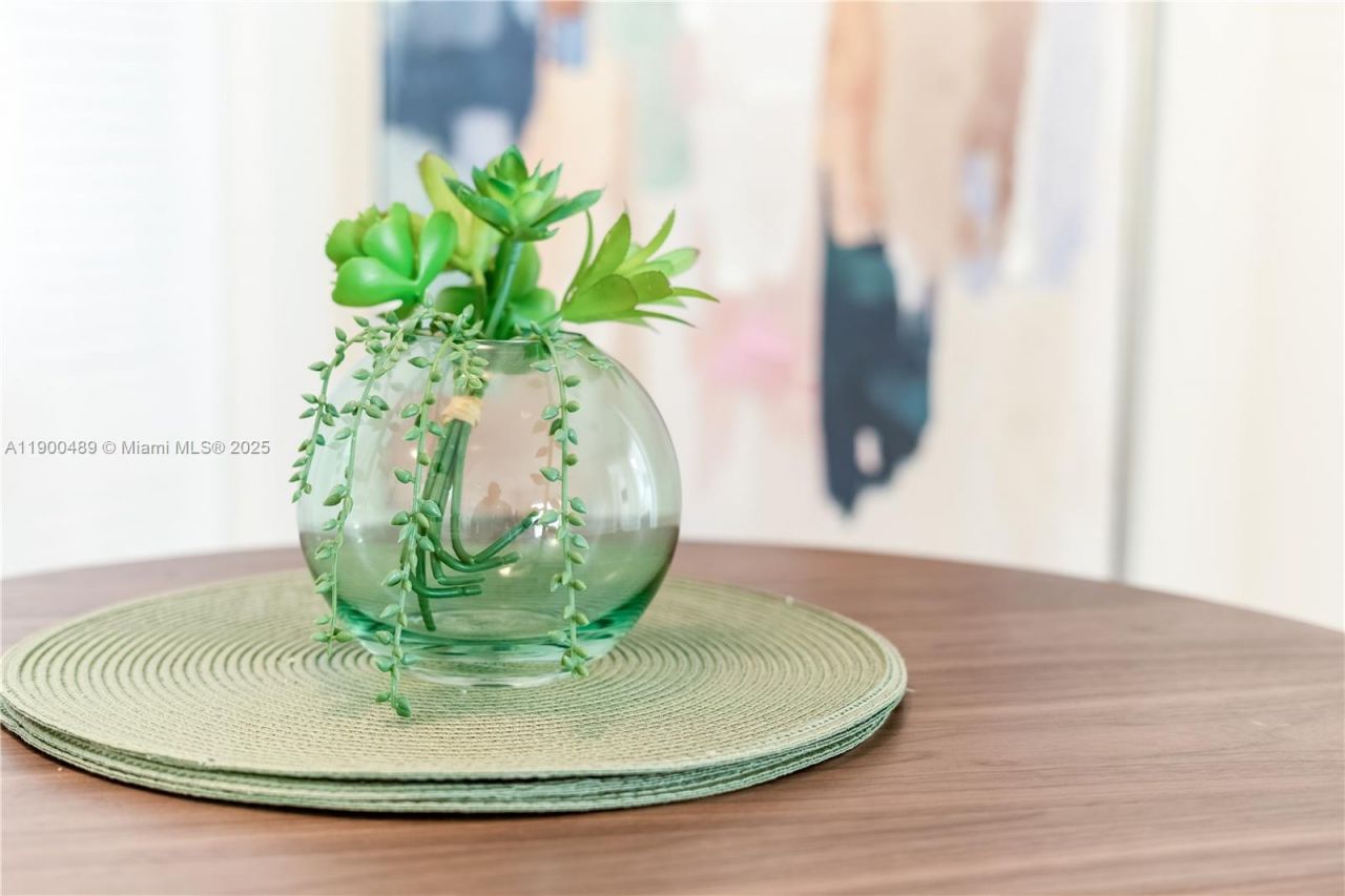 481 NE 29th St, Unit 601, Miami, FL 33137 Photo