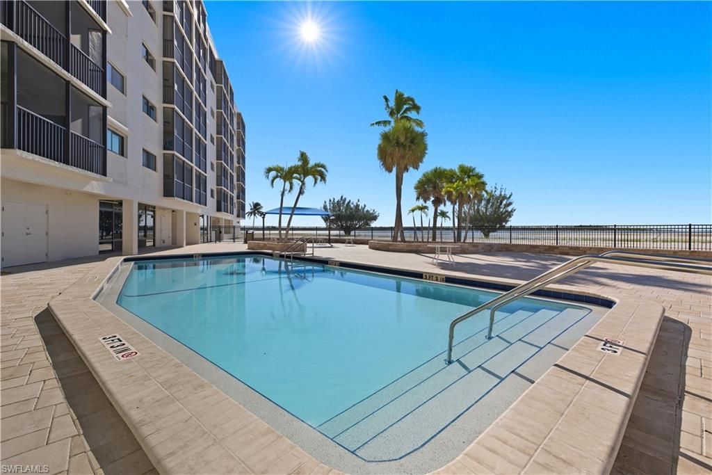 8350 Estero Blvd, Fort Myers Beach, FL 33931 Photo