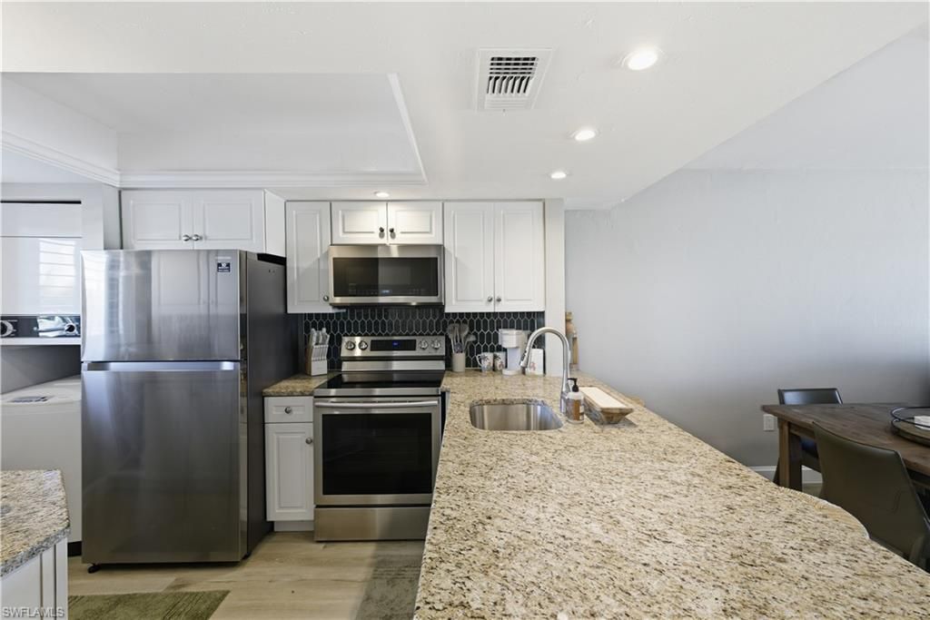 8350 Estero Blvd, Fort Myers Beach, FL 33931 Photo