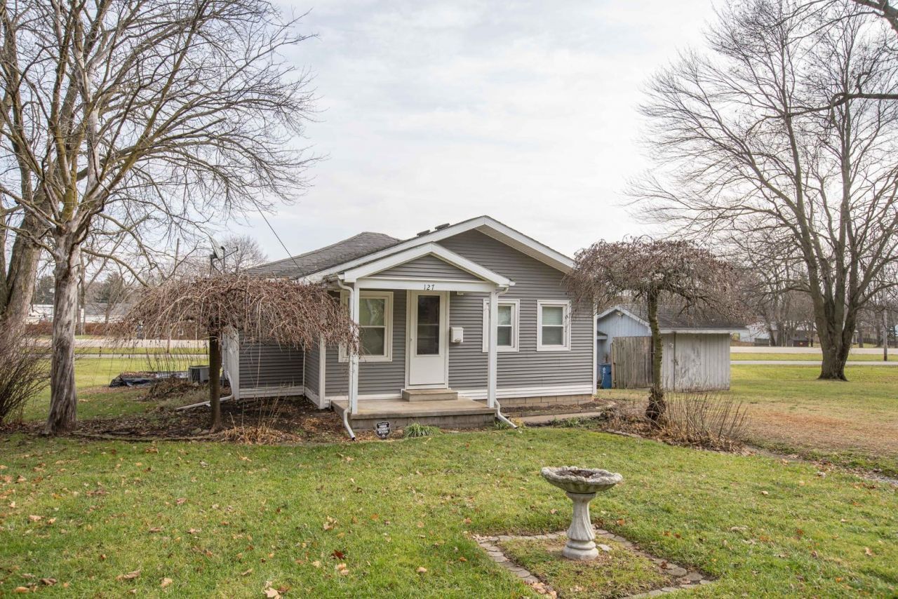 127 S 5th Street, Waterville, OH 43566 Main Photo