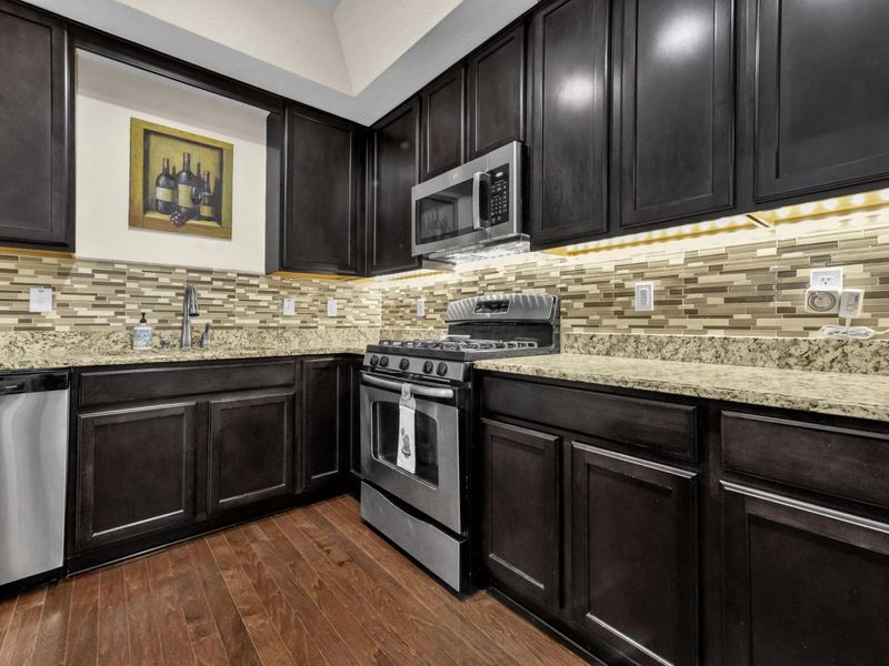 365 Cover Place, Columbus, OH 43235 Photo 13