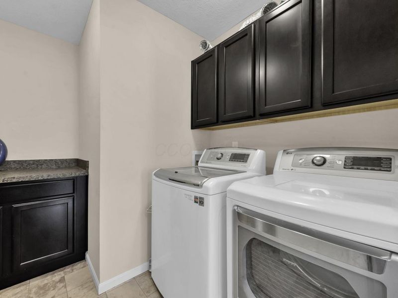 365 Cover Place, Columbus, OH 43235 Photo 20