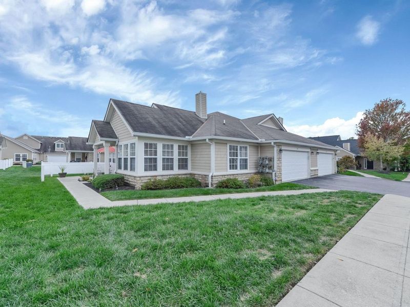 365 Cover Place, Columbus, OH 43235 Photo 32