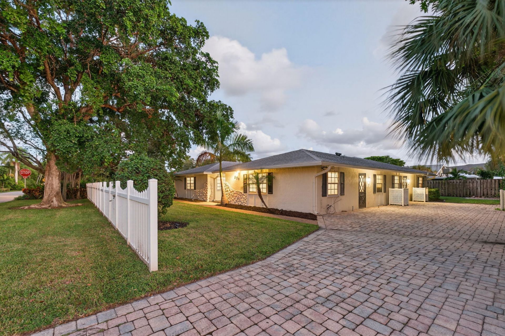 800 Tropic Boulevard, Delray Beach, FL 33483 Photo