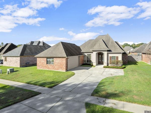 4179 Wilderness Run Dr, Zachary, LA 70791