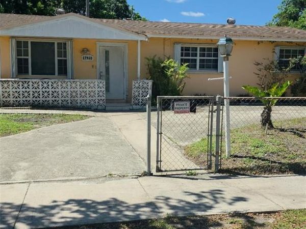 17960 NW 22nd Ct, Miami Gardens, FL 33056