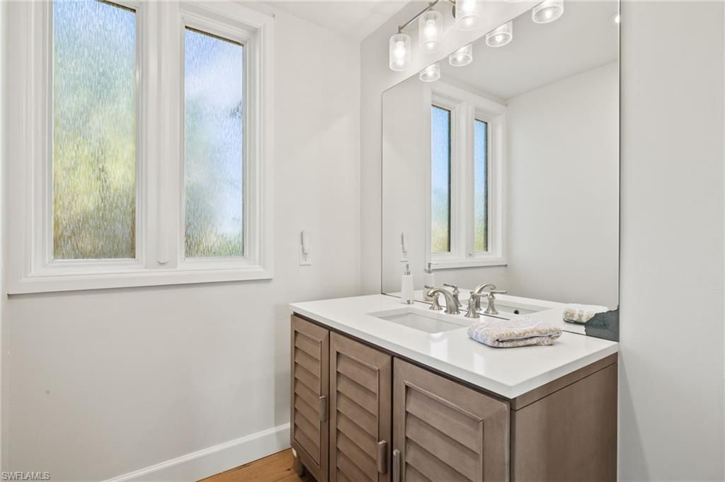 1490 Angel Dr, Sanibel, FL 33957 Photo