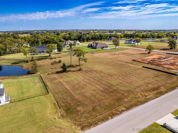 10957 S 218th East East Avenue, Broken Arrow, OK 74014