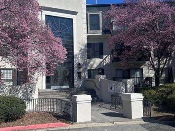 4106 PINE HEIGHTS Drive NE, Atlanta, GA 30324