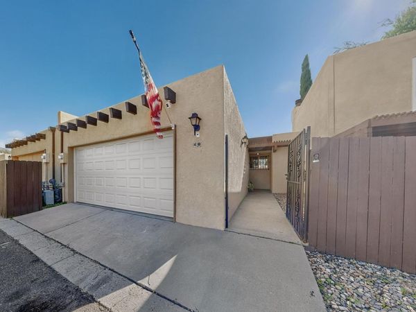 49 Calle San Blas NE, Albuquerque, NM 87109