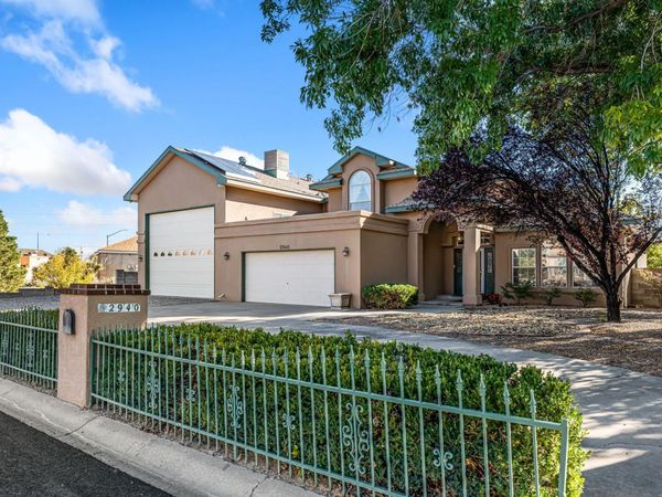 2940 Trevino Drive SE, Rio Rancho, NM 87124