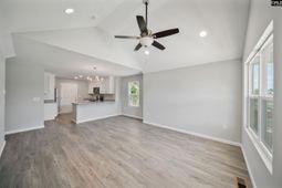 118 Sunny Acres photo 4