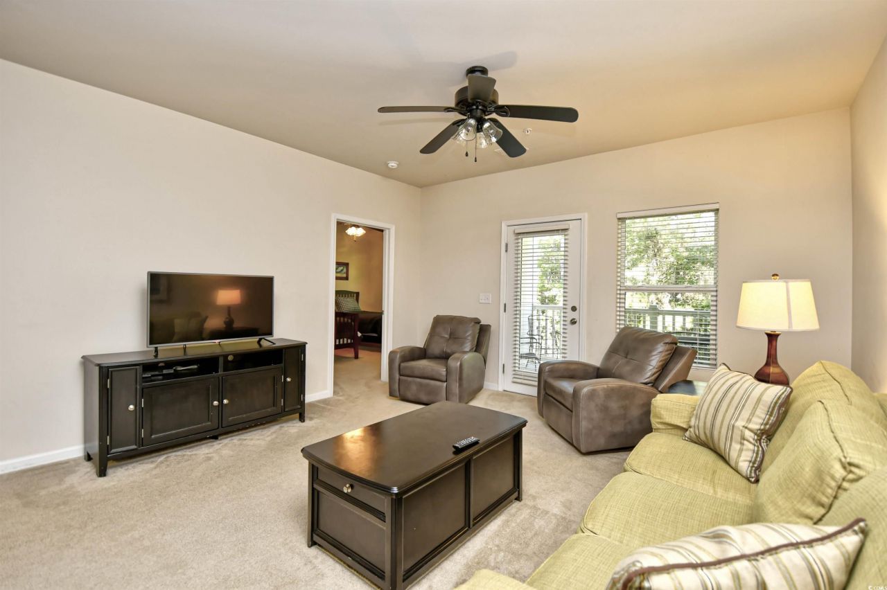 6253 Catalina Dr. Photo 11