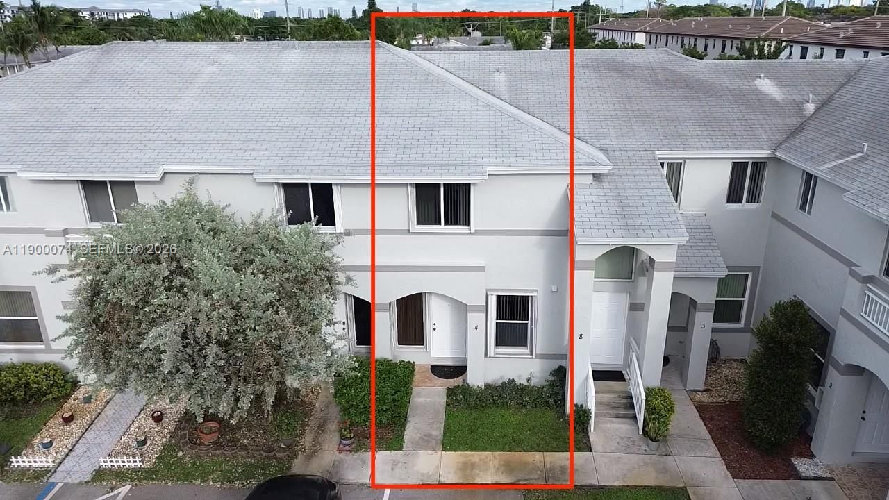 870 NE 212th Ter, Unit 4, Miami, FL 33179 Photo