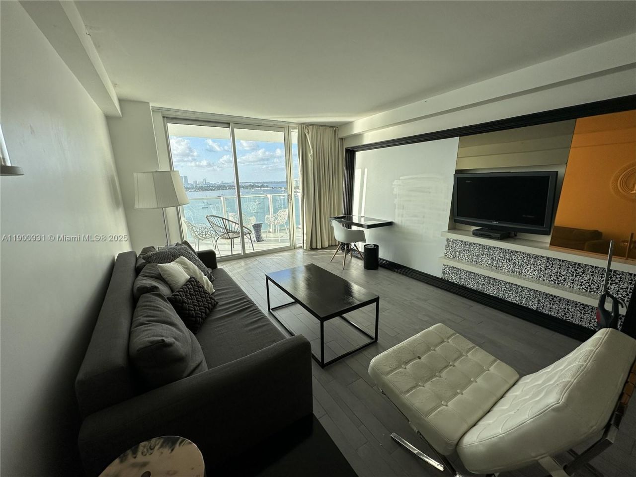 1100 West Ave, Unit 1520, Miami Beach, FL 33139 Photo