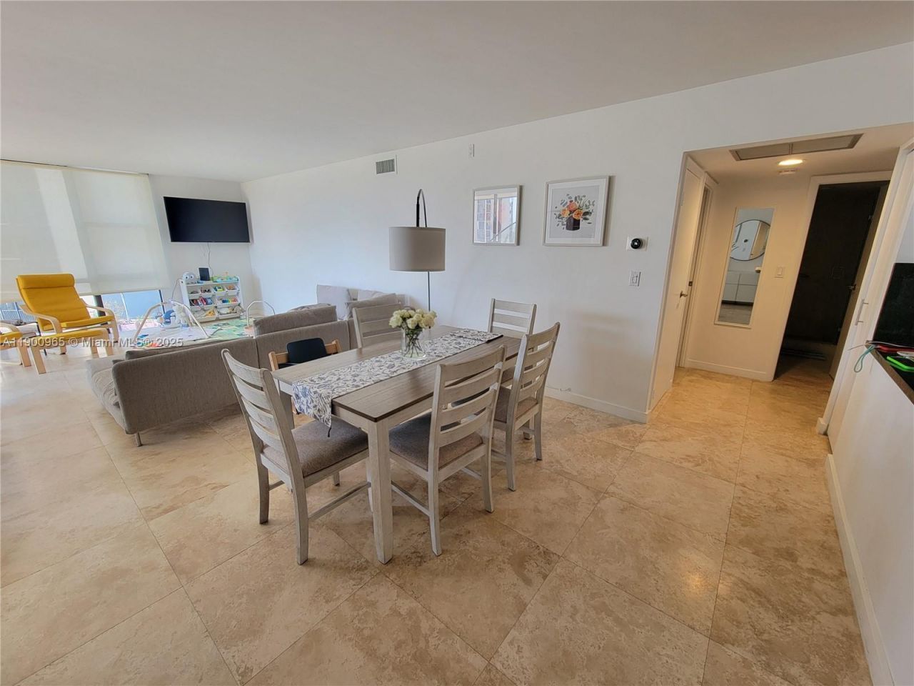 20379 W Country Club Dr, Unit 539, Aventura, FL 33180 Photo