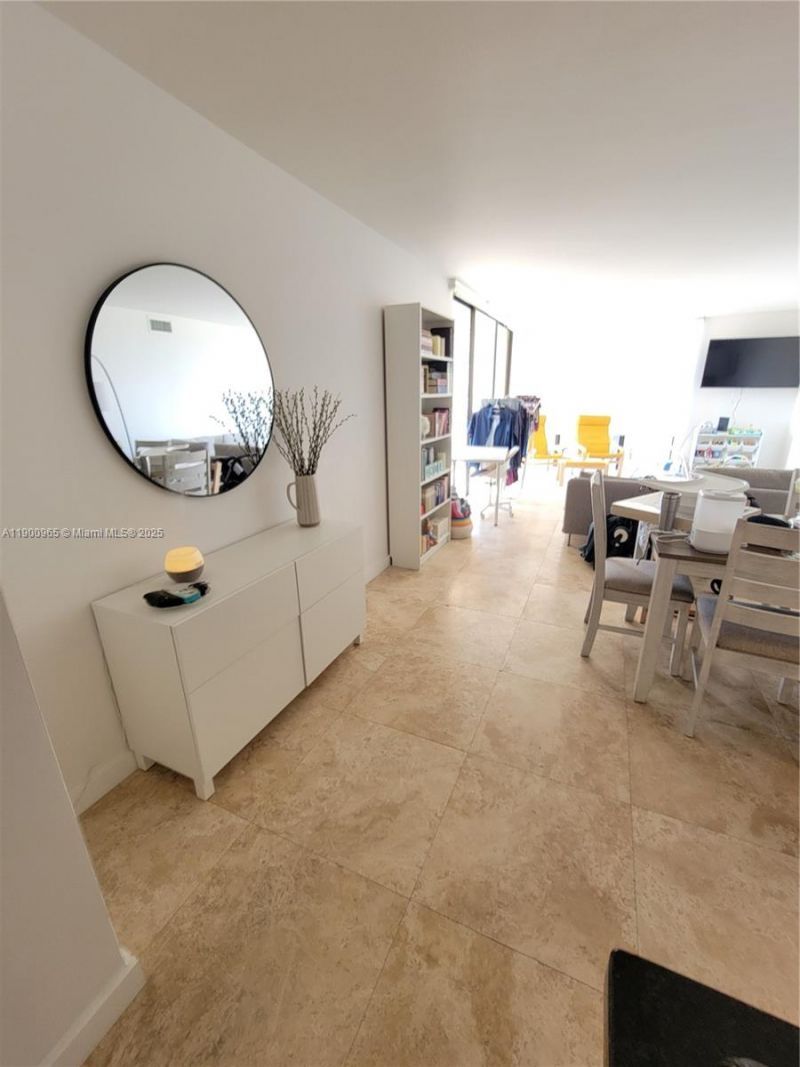 20379 W Country Club Dr, Unit 539, Aventura, FL 33180 Photo