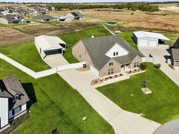 131 Clearwater Court, Rhome, TX 76078