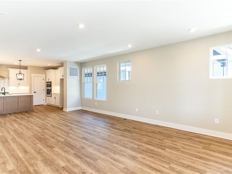 354 Beale Lane, Turtlecreek Township, OH 45036 Photo 11